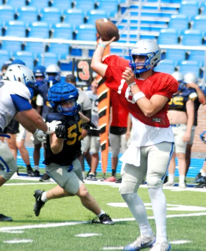 Glenville State falls to Charleston, 27-7